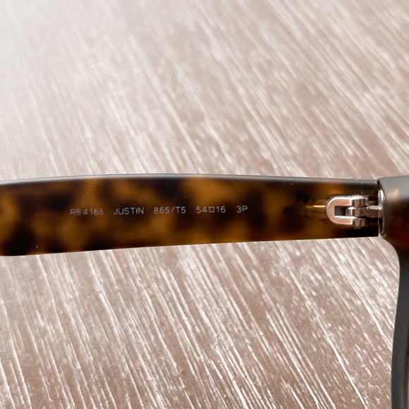 Ray-Ban glasses - Picture 7 of 7